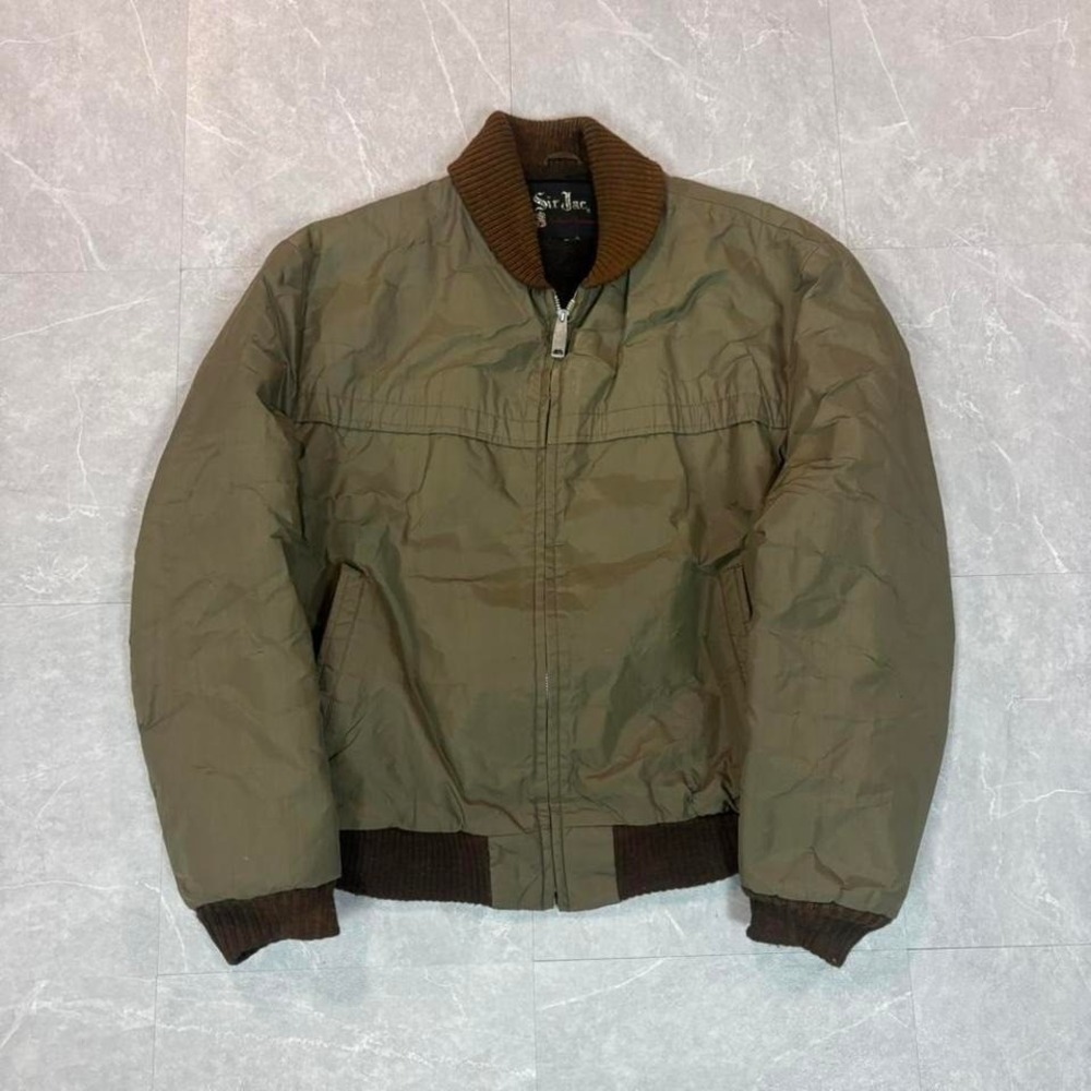 1970's Khaki green vintage‎ bomber jacket with brown fur lining #bomberjacket